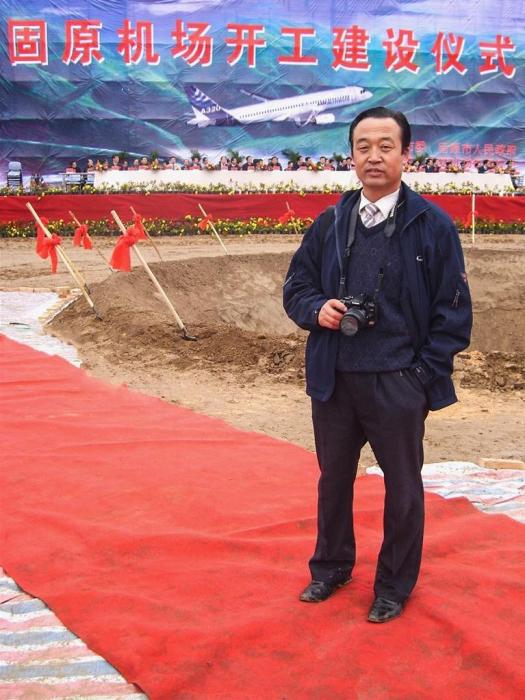 祁學斌(寧夏原州區攝影家協會主席) 祁學斌(寧夏原州區攝影家協會主席)