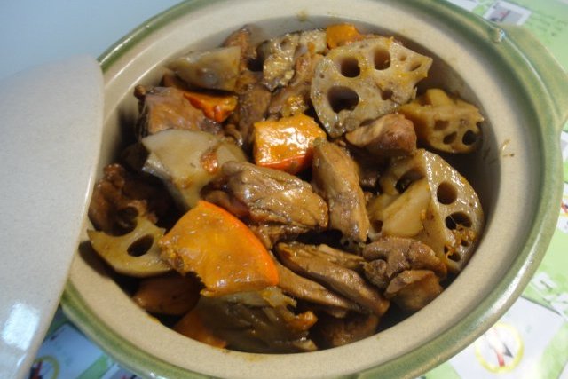 蓮藕燉雞 蓮藕燉雞