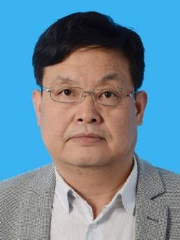 謝明(安徽省銅陵市商務局二級調研員) 謝明(安徽省銅陵市商務局二級調研員)