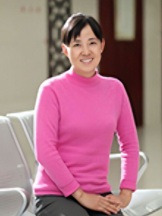 李健美(江蘇省中醫院婦主任中醫師) 李健美(江蘇省中醫院婦主任中醫師)