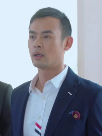 趙一鳴(電視劇《產科男醫生》中的新生兒科醫生角色) 趙一鳴(電視劇《產科男醫生》中的新生兒科醫生角色)