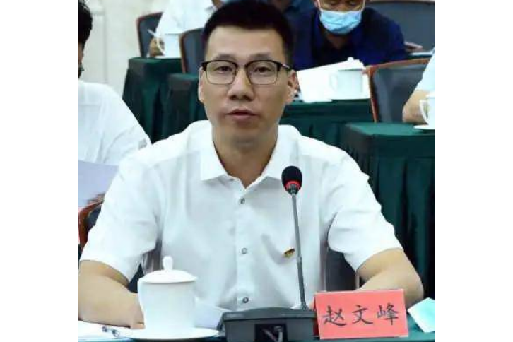 趙文峰(寧夏蘇寧新能源設備有限公司副總經理) 趙文峰(寧夏蘇寧新能源設備有限公司副總經理)