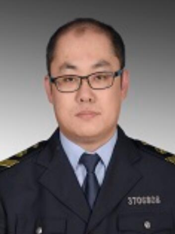 李福生(山東省濟南市歷城區市場監督管理局黨組成員、副局長,市場監管綜合行政執法大隊副處級幹部) 李福生(山東省濟南市歷城區市場監督管理局黨組成員、副局長,市場監管綜合行政執法大隊副處級幹部)