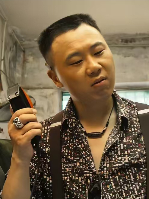 張成龍(演員、表演指導) 張成龍(演員、表演指導)