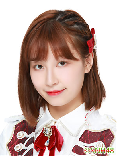張馨月(中國女歌手,SNH48成員) 張馨月(中國女歌手,SNH48成員)