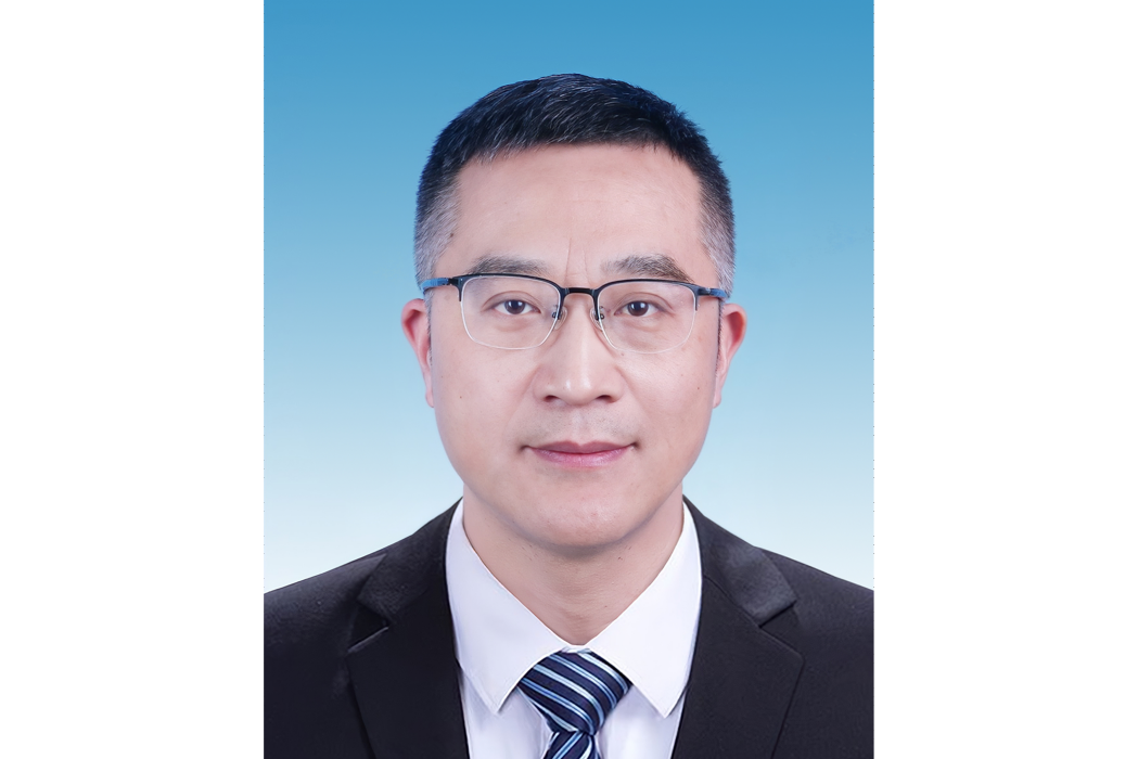 李國平(新鳳鳴集團股份有限公司副總裁,新鳳鳴江蘇新拓新材有限公司總經理) 李國平(新鳳鳴集團股份有限公司副總裁,新鳳鳴江蘇新拓新材有限公司總經理)