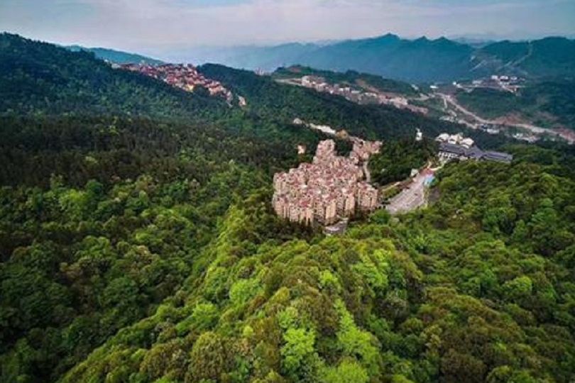 麚角山 麚角山
