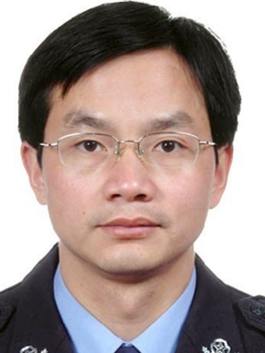 李向國(浙江省慈谿市公安局黨委委員、副政委) 李向國(浙江省慈谿市公安局黨委委員、副政委)