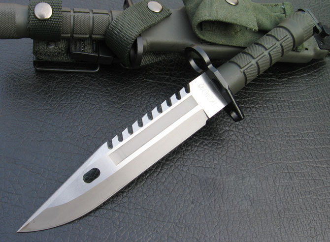 D80軍刺刀