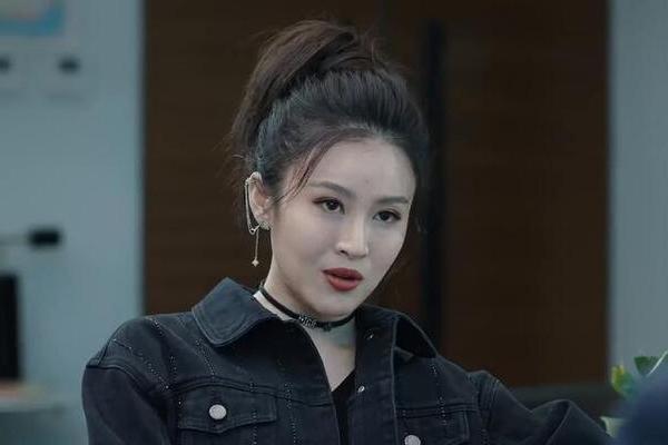 萬彩媚 萬彩媚
