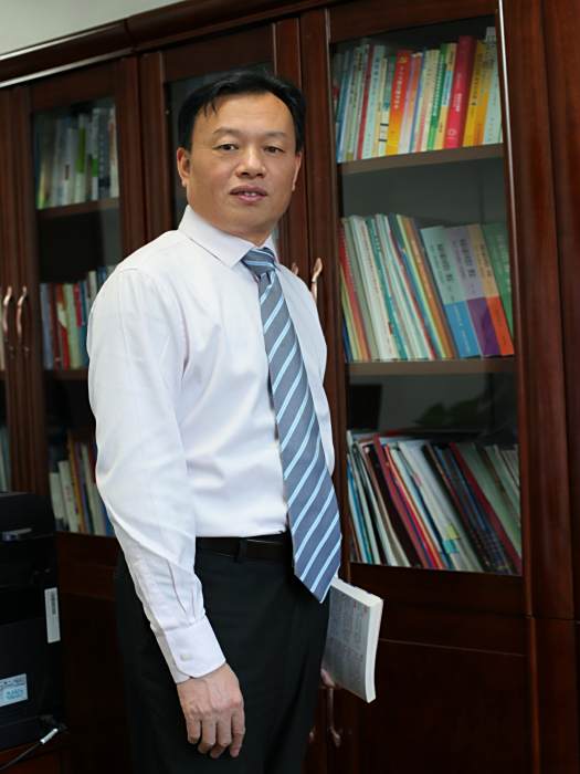徐駿(首師大附中永定分校校長) 徐駿(首師大附中永定分校校長)