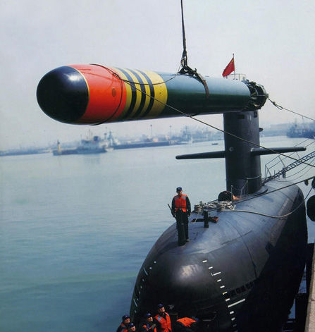 039型潛艇吊裝的魚-6型熱動力線導魚雷