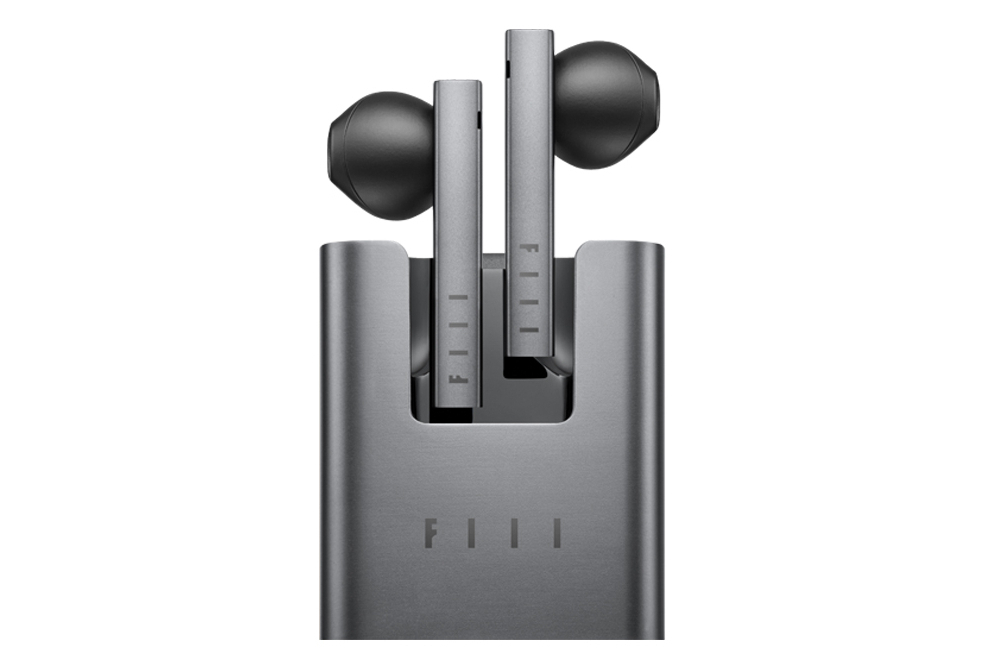 FIIL CC FIIL CC