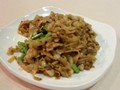 欖菜肉碎炒沙粿條