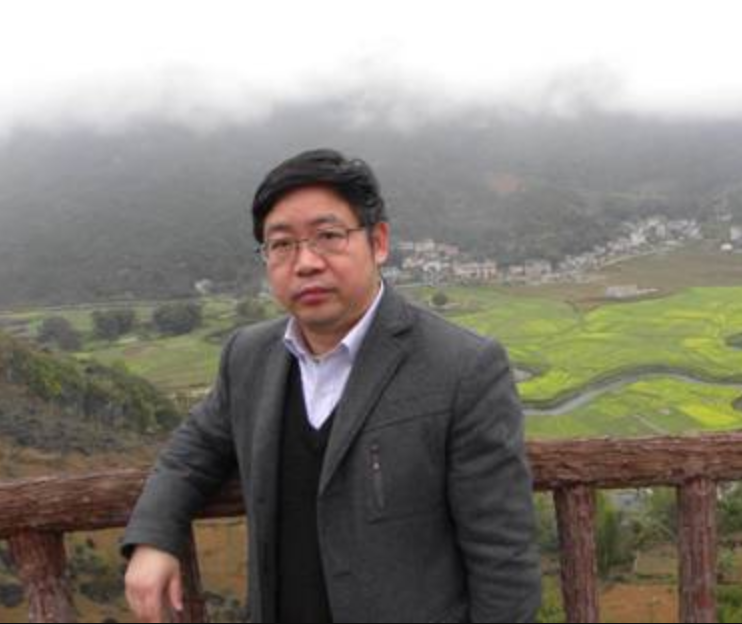 李華成(廣西民族師範學院教授級高級工程師) 李華成(廣西民族師範學院教授級高級工程師)