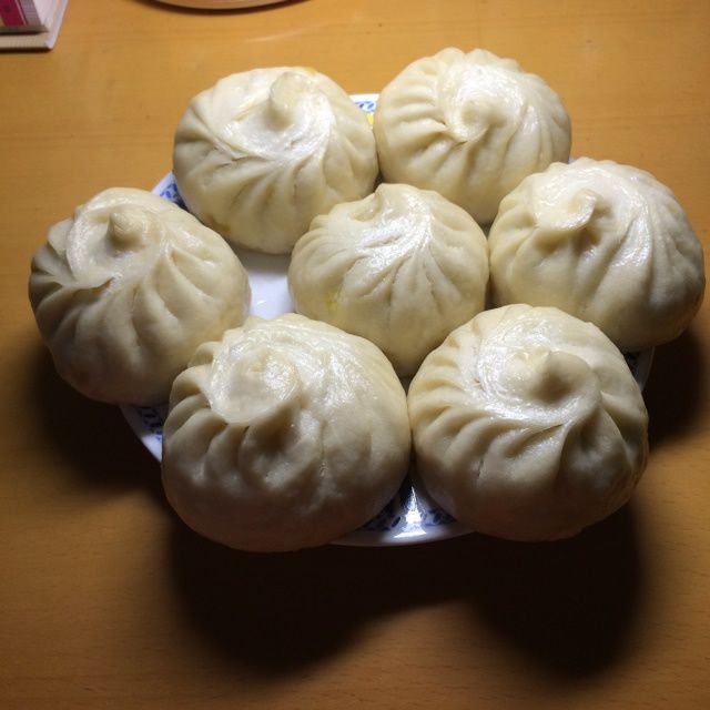 蛋黃肉包 蛋黃肉包