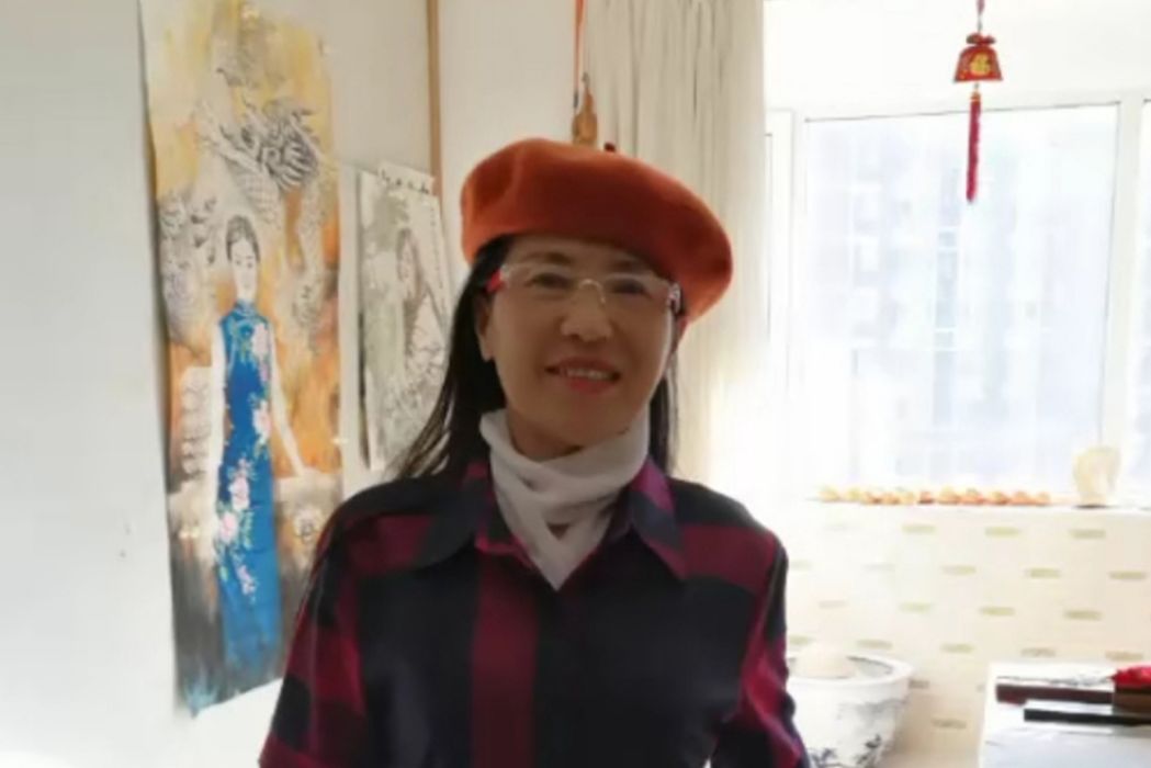 李秀英(中國山東籍藝術家) 李秀英(中國山東籍藝術家)