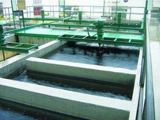 廢水光氧化處理法