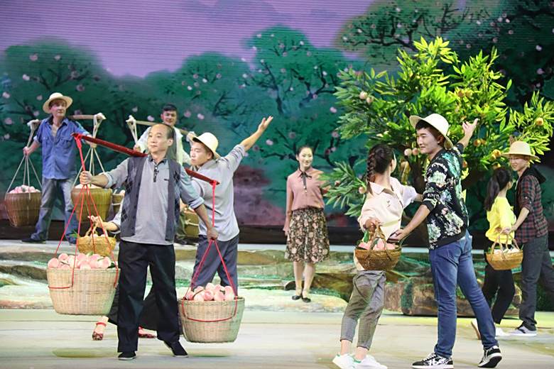 桃花開了(黃梅戲曲目) 桃花開了(黃梅戲曲目)