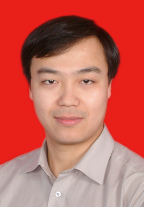深圳大學物理科學與技術學院教授王楠