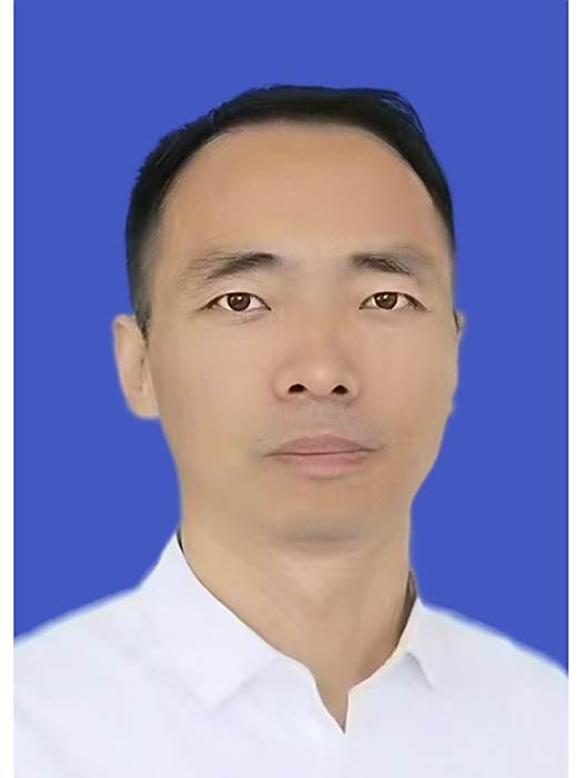 高偉(中共山西省大同市平城區委常委、平城區人民政府副區長) 高偉(中共山西省大同市平城區委常委、平城區人民政府副區長)
