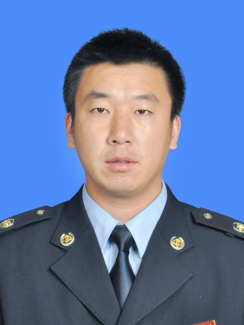 高斌(國家稅務總局布拖縣稅務局黨委委員、副局長) 高斌(國家稅務總局布拖縣稅務局黨委委員、副局長)