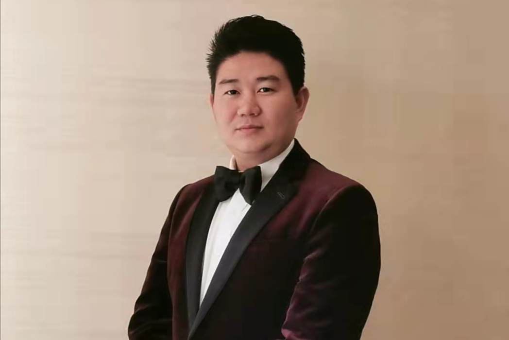 錢樹林(湖南師範大學音樂學院聲樂教師) 錢樹林(湖南師範大學音樂學院聲樂教師)