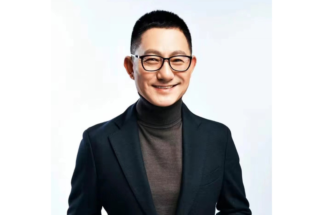 李欣(體育賽事解說員,體育節目主持人) 李欣(體育賽事解說員,體育節目主持人)