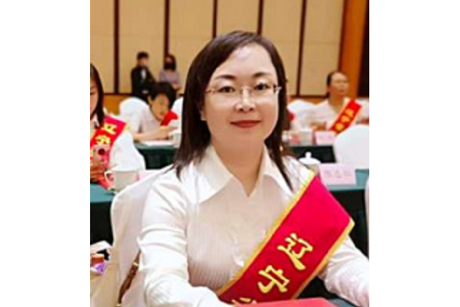 潘岩(遼寧輕工職業學院教師) 潘岩(遼寧輕工職業學院教師)