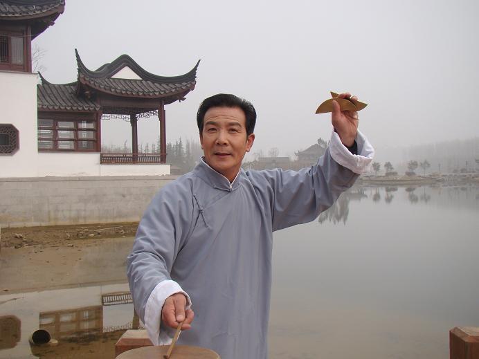 牛崇光 牛崇光