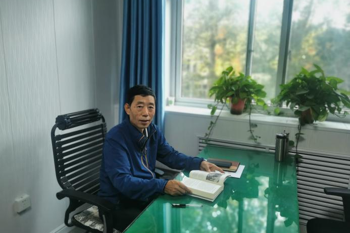王保祥(長治學院數學系黨委書記) 王保祥(長治學院數學系黨委書記)