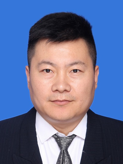 王道平(大山裝飾設計師) 王道平(大山裝飾設計師)