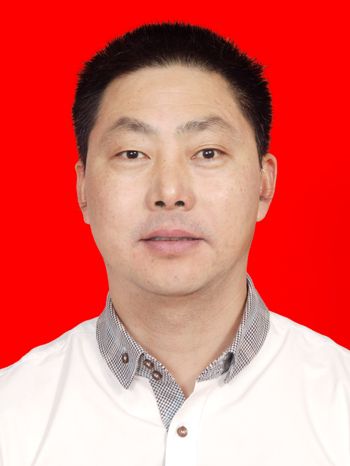 謝雷(蕪湖市三山經濟開發區黨工委委員) 謝雷(蕪湖市三山經濟開發區黨工委委員)