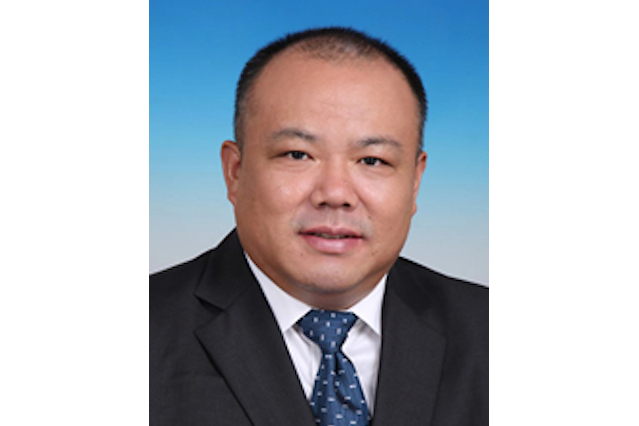 王小虎(中國人民大學蘇州校區管委會副主任、黨委副書記,國際學院、中法學院院長,絲路學院副院長) 王小虎(中國人民大學蘇州校區管委會副主任、黨委副書記,國際學院、中法學院院長,絲路學院副院長)