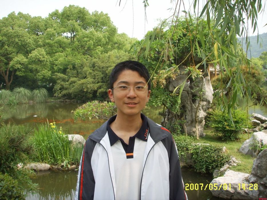 劉詩雨(2011年江蘇省高考理科狀元) 劉詩雨(2011年江蘇省高考理科狀元)
