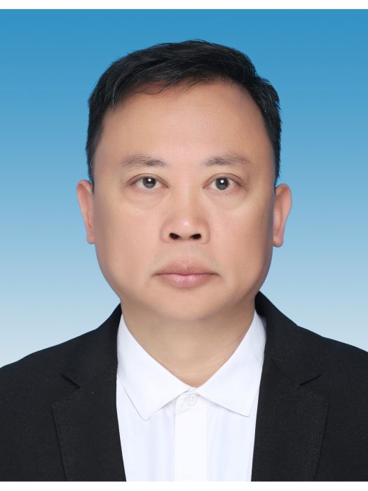 余松(江西省九江市投融資促進中心黨組成員、副主任) 余松(江西省九江市投融資促進中心黨組成員、副主任)