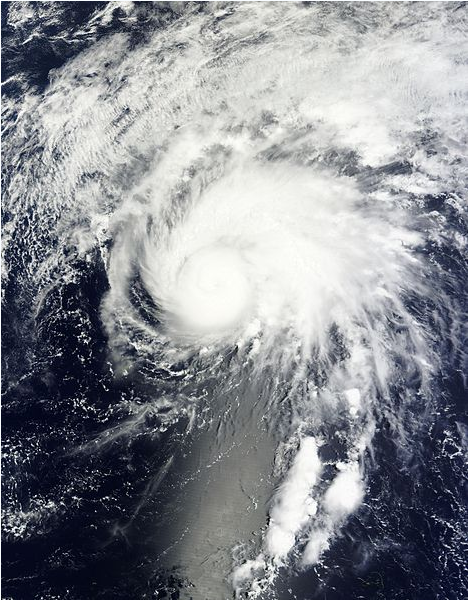 強熱帶風暴塔巴 衛星雲圖