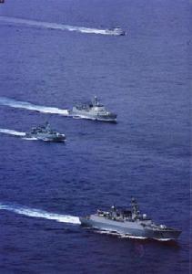 中國海軍新型戰艦編隊