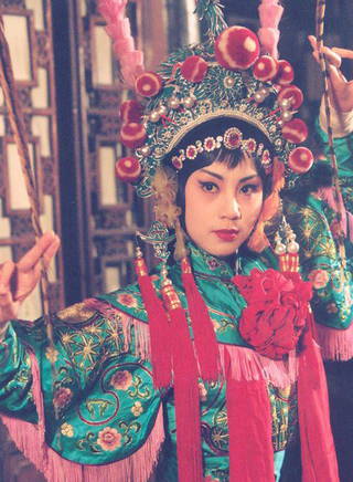 洪乙心(洪依萍)