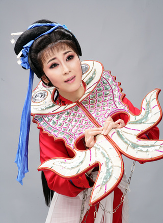 苗乙乙 苗乙乙