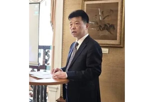 趙飛(中國駐英國大使館公使) 趙飛(中國駐英國大使館公使)