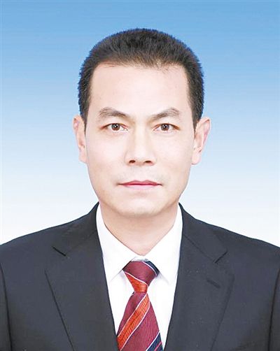 陳學強(慈谿市鎮人大主席) 陳學強(慈谿市鎮人大主席)
