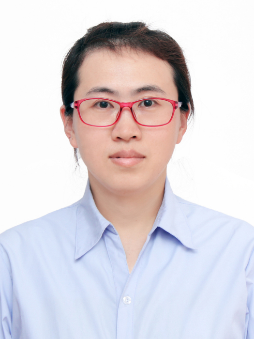 李秋(威海市立醫院感染科副主任醫師) 李秋(威海市立醫院感染科副主任醫師)
