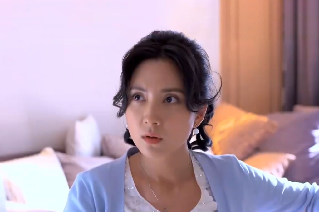 董芳(情感劇《兩個女人的戰爭》中的角色) 董芳(情感劇《兩個女人的戰爭》中的角色)