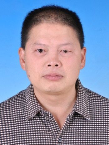 方文華(祁門縣林業局黨組成員、防火辦主任) 方文華(祁門縣林業局黨組成員、防火辦主任)