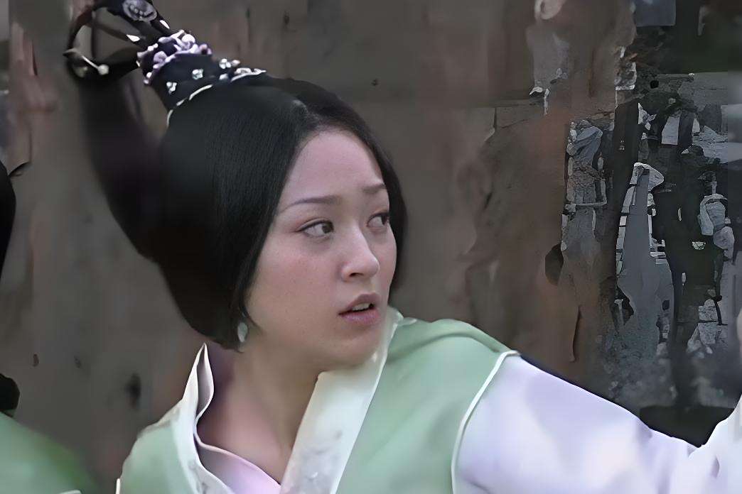 秋玲(《古今大戰秦俑情》中的童女宮侍女) 秋玲(《古今大戰秦俑情》中的童女宮侍女)