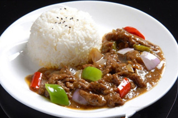 椒香牛肉飯 椒香牛肉飯