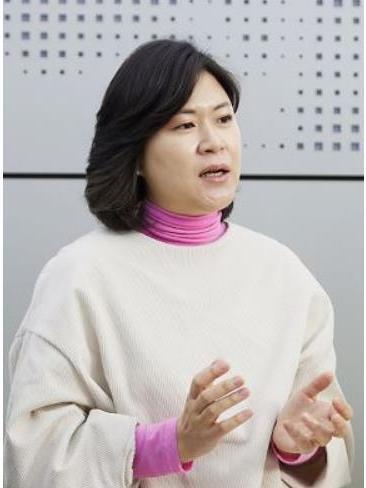 李玟(韓國國民大學教授) 李玟(韓國國民大學教授)