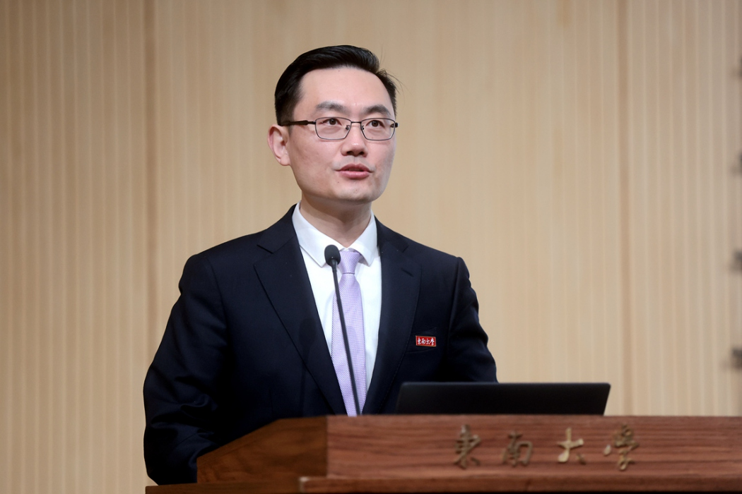 耿新(東南大學黨委委員、黨委研究生工作部部長、研究生院常務副院長) 耿新(東南大學黨委委員、黨委研究生工作部部長、研究生院常務副院長)