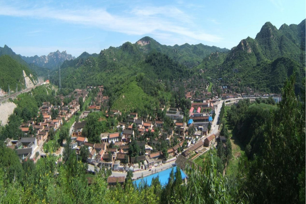 下莊村(北京市昌平區延壽鎮下轄村) 下莊村(北京市昌平區延壽鎮下轄村)